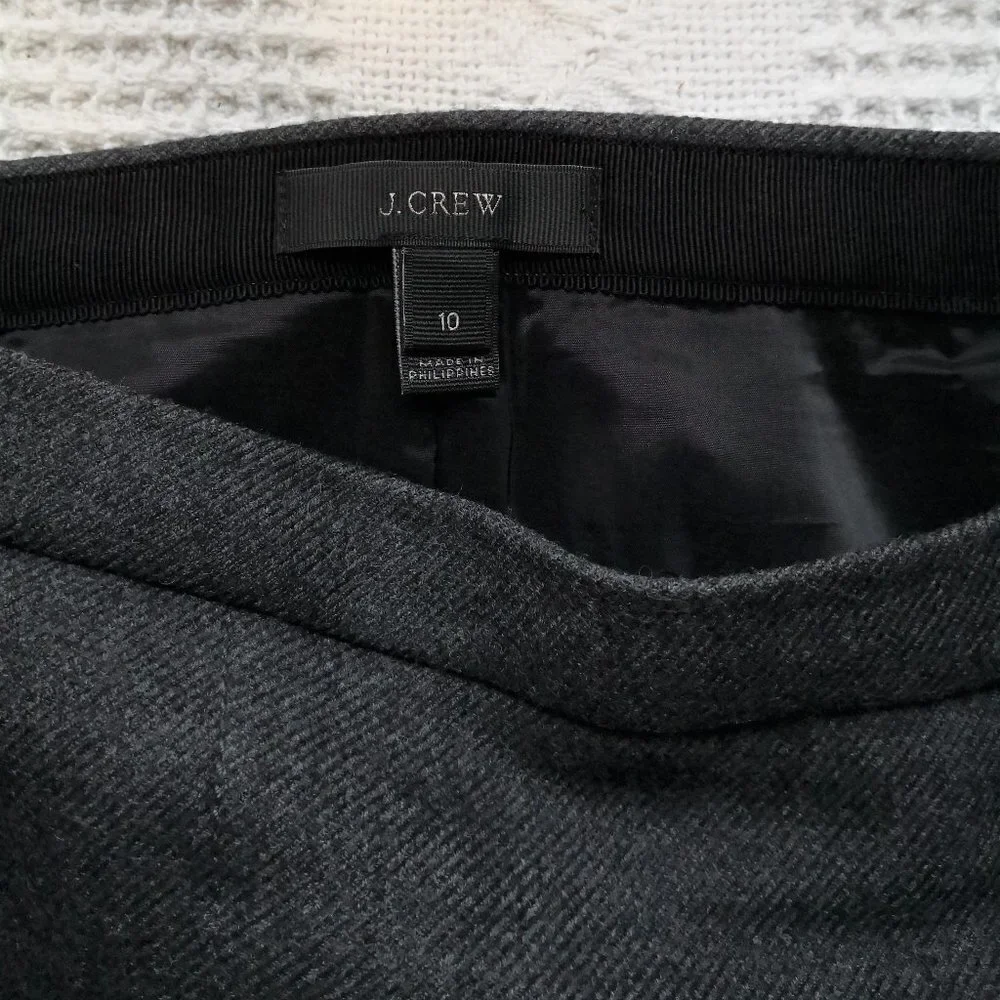 J. Crew 100% Wool Asymmetric Zip Dark‎ Gray Pencil Skirt Size 10